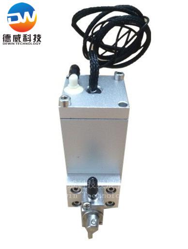 Metal tank with vzlve
